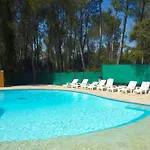 Avec Jardinet Dans Avec Piscine *