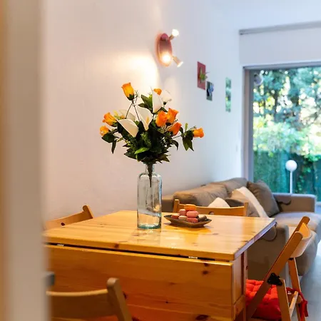 Avec Jardinet Dans Avec Piscine Sanary-sur-Mer