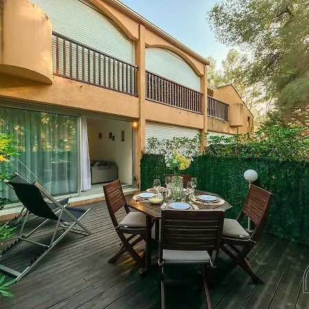 Avec Jardinet Dans Avec Piscine Sanary-sur-Mer