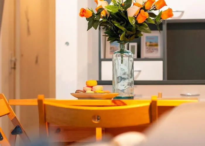 Avec Jardinet Dans Avec Piscine Daire Sanary-sur-Mer